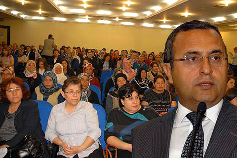 Kadın çiftçiler Vali Demir’e dert yandı