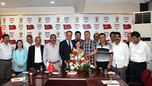 Ak Parti’ye açılım desteği