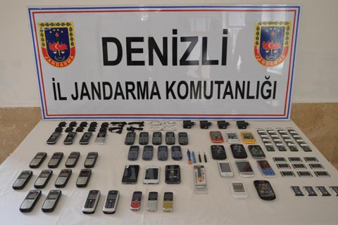 42 adet kaçak telefon ele geçirildi
