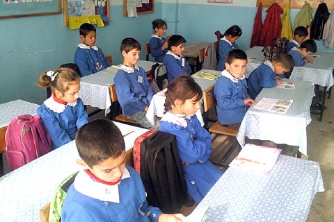 Öğretmen ve öğrencilere yol göründü