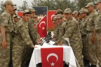 Bir günlük askerlikten onurlandıran kareler