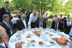 Devecioğlu’ndan eğitimciler onuruna yemek