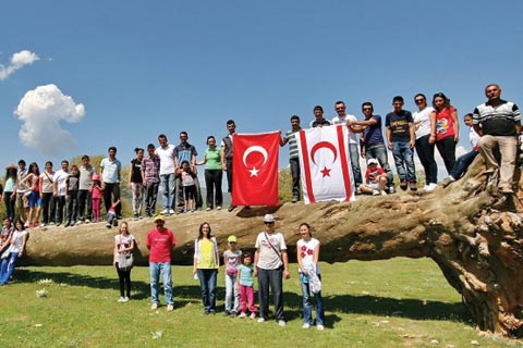 Kıbrıslı öğrenciler,Çivril’i gezdi.