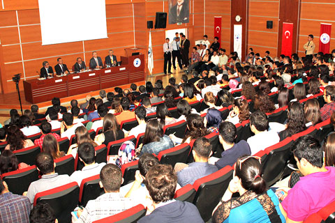 “Yerel Yönetimlerde Reform ve Büyükşehir” konuşuldu