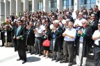 Avukatlardan adliyede protesto