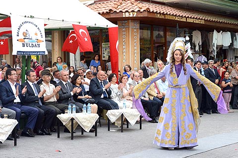 Buldan festival yaptı