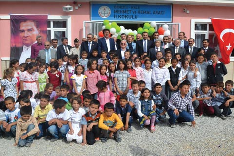 Eğitime hayırsever desteği