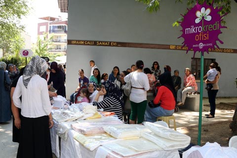 Kadınlara 200 bin liralık mikro kredi