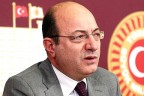 Cihaner Başbakan’ın istifasını istedi