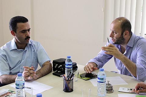 ‘Gözünüz kapalı beyaz ete girin’