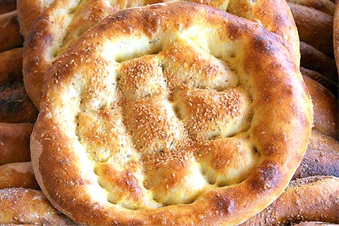 Ucuz Ramazan Pidesine Dikkat!