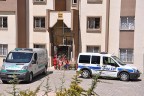 Yaşlı kadının sır intiharı