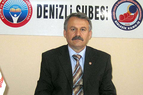 Ders kitaplarından Atatürk’ü çıkardılar