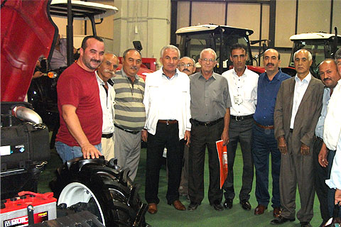 200 çiftçi İzmir’e akın etti