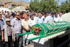 Faruk toprağa verildi