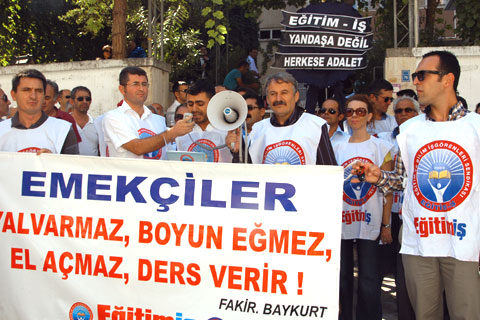 Ayrımcılığa Siyah Çelenk