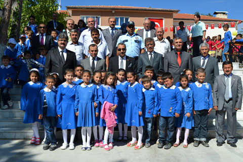 Kale’de İlköğretim Haftası kutlandı