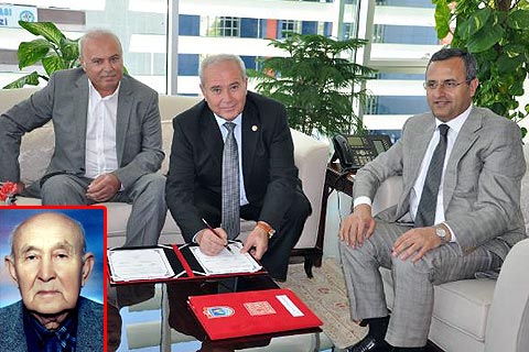 Babalarının vasiyetini yerine getiriyorlar