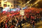 Denizli’de onbirlerce kişi Cumhuriyet için yürüdü