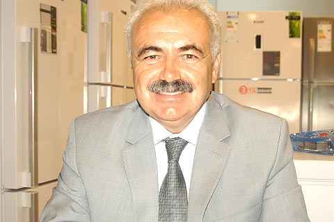 CHP’li Özcan, Ak Partili Başkandan oy istedi