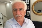 Emeklilerin bayramını kutladı