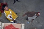 Tuvalet ararken merdiven boşluğuna düştü