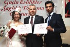15 dönemde 550 mezun verdi