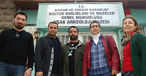 denizli-pau-usak-ta-kultur-varliklarini-inceledi-ic-2