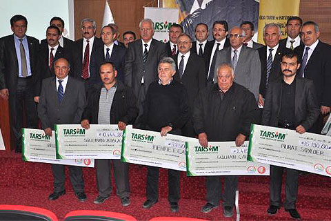 Denizlili çiftçilerin hasarları ödendi
