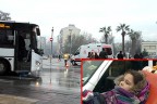 Belediye otobüsü13 yaşındaki çocuğa çarptı