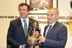“Büyükşehir’i Başbakan’a hediye edeceğiz”
