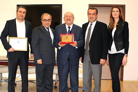 PAÜ Hastanesi’ne cihaz bağışı