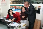 Vural, Halk Caddesi’nde halkla buluştu