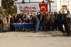 Akköylüler ilçemizi isteriz bayrağı açtı