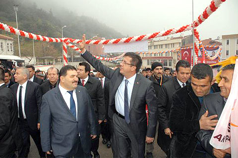 “Felaket tellallığına kulak asmayın”