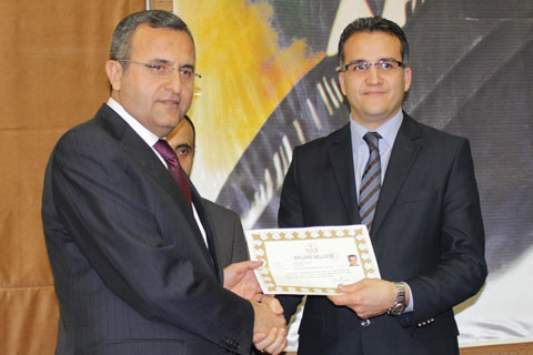 238 eğitimciye başarı belgesi
