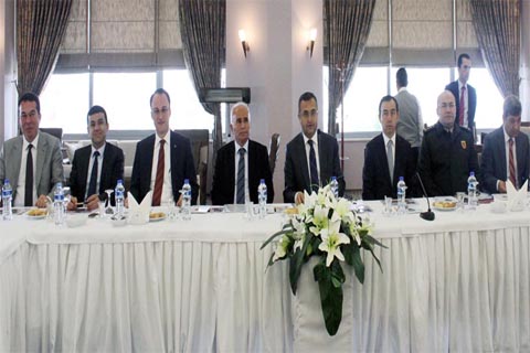 Vali’den ‘propaganda yaparken çevreyi kirletmeyelim’ uyarısı
