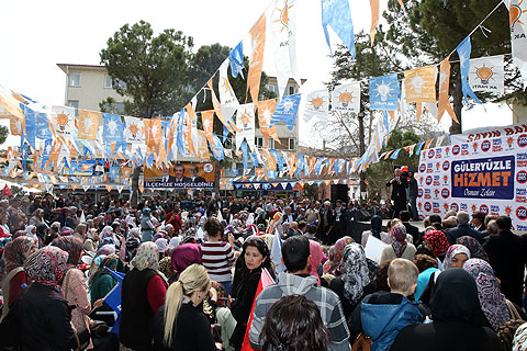 ÇAL’DA ZOLAN COŞKUSU