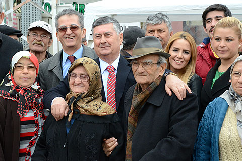CHP halkla buluşuyor