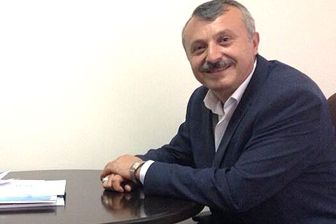 Twitter yasağına Facbook’tan şükretti