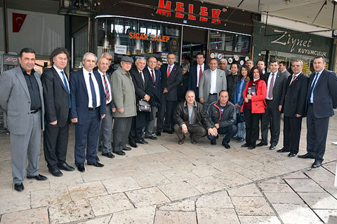 Denizli’nin önemli isimlerinden İpek’e destek