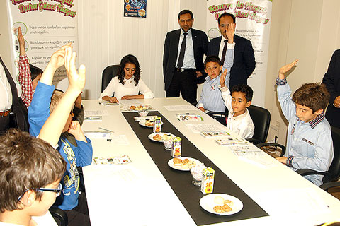 ENVER koltuğu çocuklara bıraktı