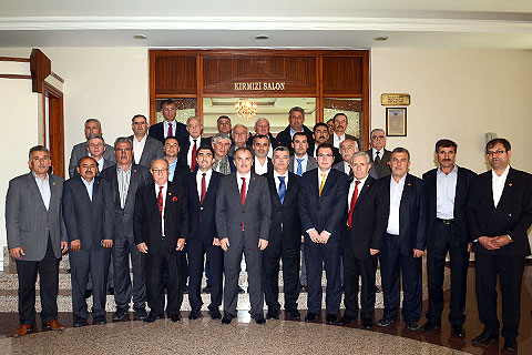 GÜRLESİN MUHTARLARLA BİRARAYA GELDİ
