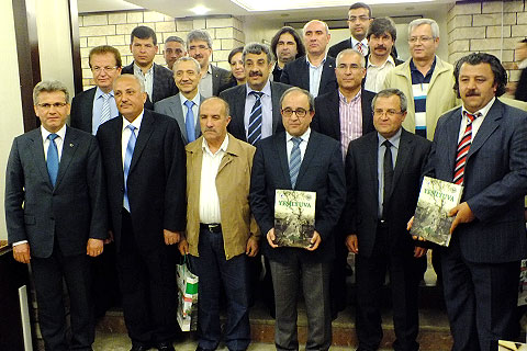 Gaysar’ın kitabını yazdılar
