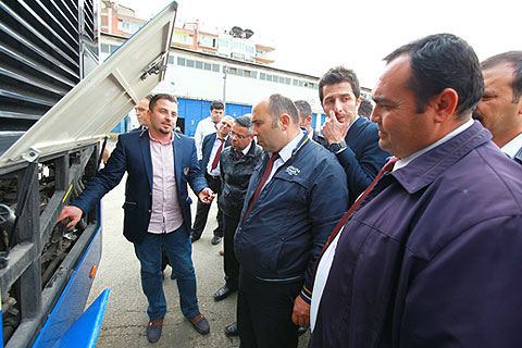 Otobüs şoförleri eğitimde