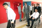 Engelli olup, hastane koridorlarına girdiler