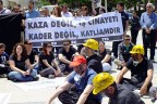 Soma kurbanlarını andılar