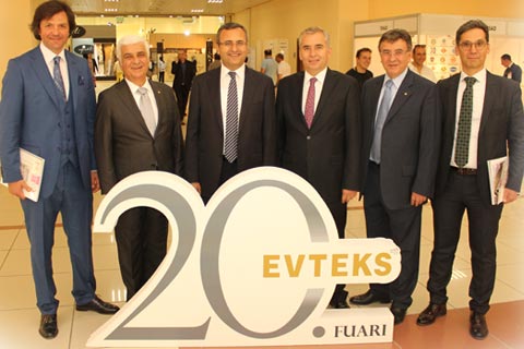 Evteks’te protokolün Denizli hatırası