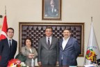 Devecioğlu’nun kapısı açık