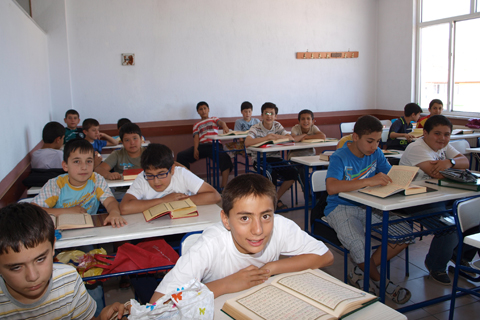 ACIPAYAM HEM’DEN YAZ KURSLARI